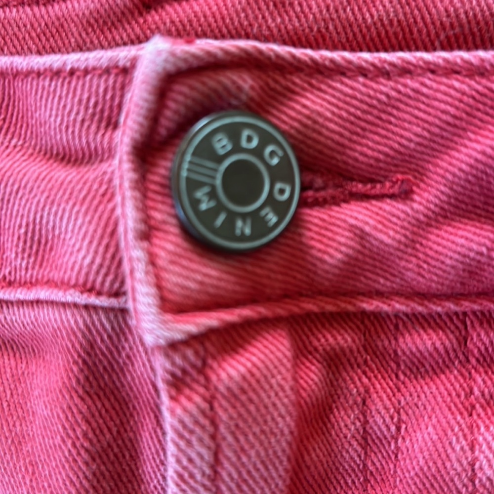 BDG Urban Outfitters Shorts High Waisted Red Denim Size Waist 25 - Picture 7 of 8